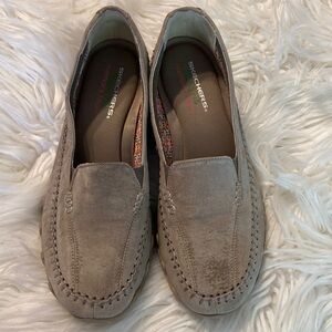 Skechers Memory Foam Relax Fit shoes size 9.5 Leather Upper